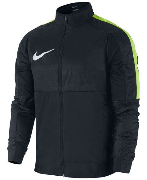 Nike lightweight jackets for men